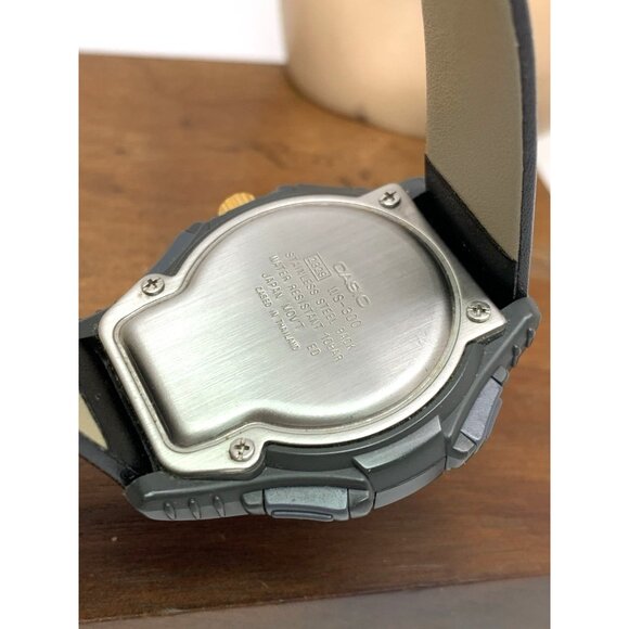 Casio Men's Watch WS300 Illuminator Quartz Digital Black Resin Sport 2329 - Picture 6 of 14